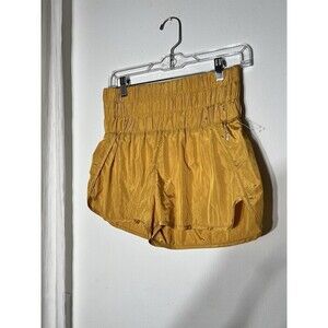 NWOT Womens Shorts SMALL S FREE PEOPLE MOVEMENT The Way Home Shorts